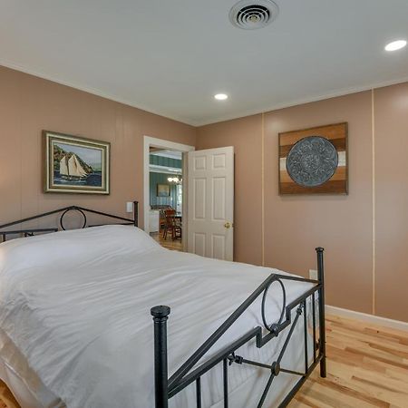 Waterfront Annapolis Home Fire Pit And Fishing Pier 外观 照片